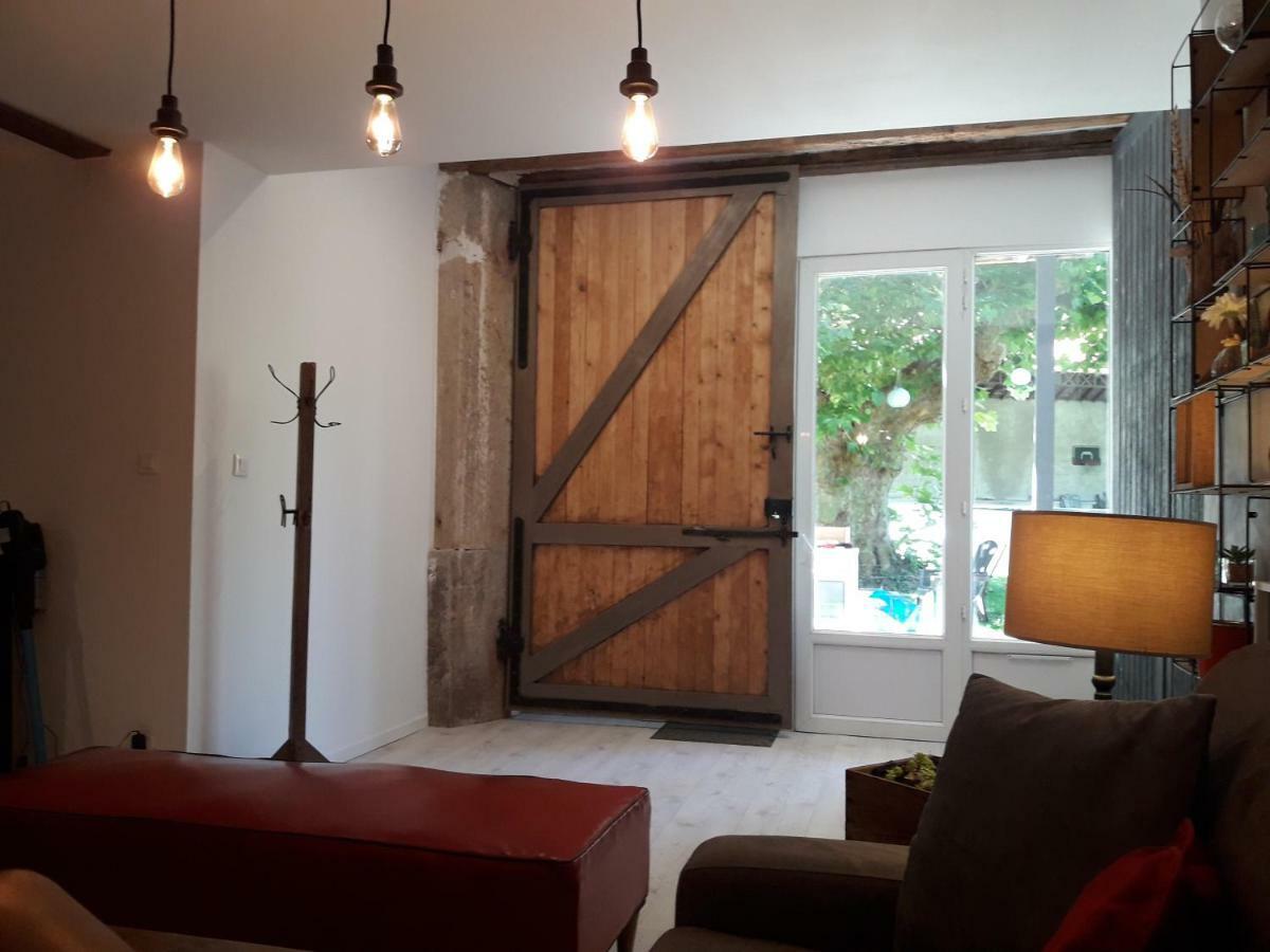 Apartament Le Relais Champetre Joux Zewnętrze zdjęcie
